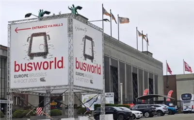 Busworld An Bhruiséil Faoi Bhronnadh Yangtse